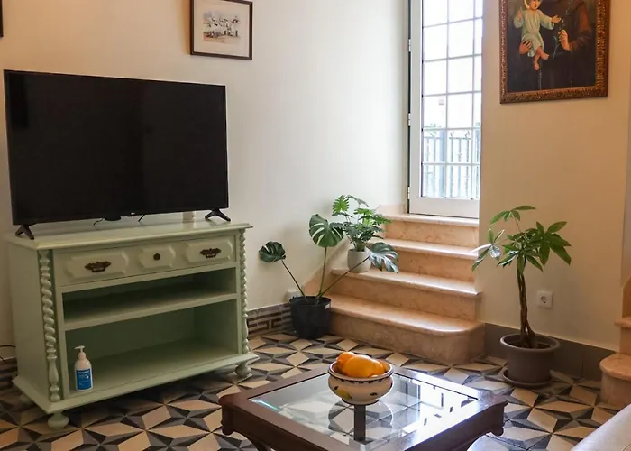 Traditional Portuguese - Casa Martins No 52 *